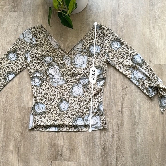 Vintage y2k Floral & Animal Print V Neck Top - Picture 3 of 7